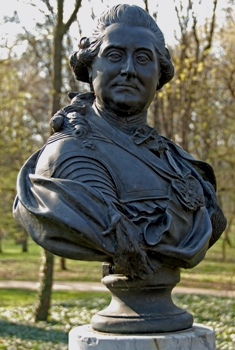 This photo of a bust of the last Polish King, Stanislaw August Poniatowski, located in Warsaw, Poland was taken by Polish photographer Kriss Szkurlatowski.